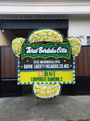 Papan Bunga Duka di Selayar