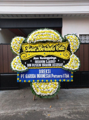 Papan Bunga Duka di Selayar