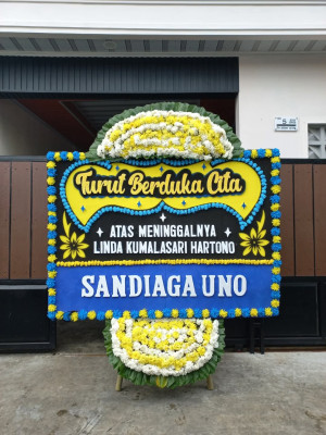 Papan Bunga Duka di Selayar